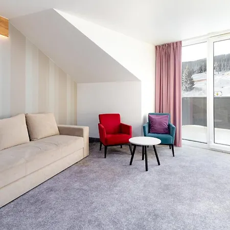 Czarna Perla Z Bezplatnym Basenem Czarna Gora * 시에나