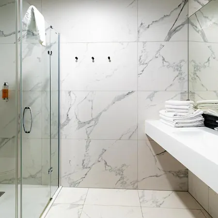 호텔 Czarna Perla Z Bezplatnym Basenem Czarna Gora