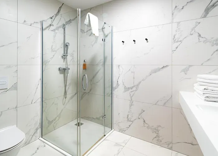 Czarna Perla Z Bezplatnym Basenem Czarna Gora Hotel Heudorf